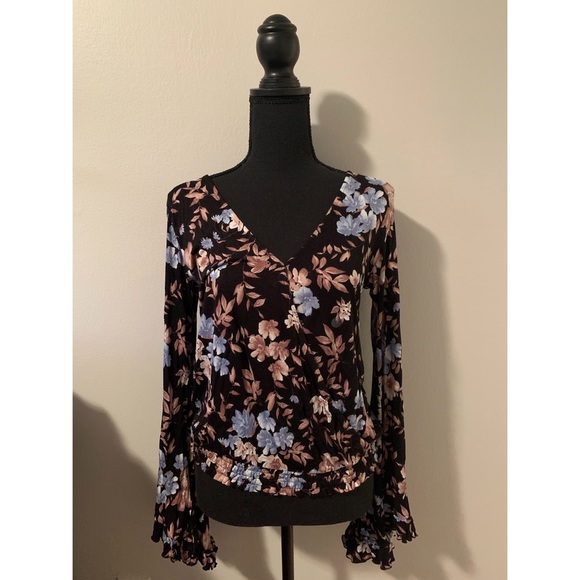 American Eagle Outfitters Tops - AE Soft & Sexy Floral Bell Sleeve Wrap Blouse